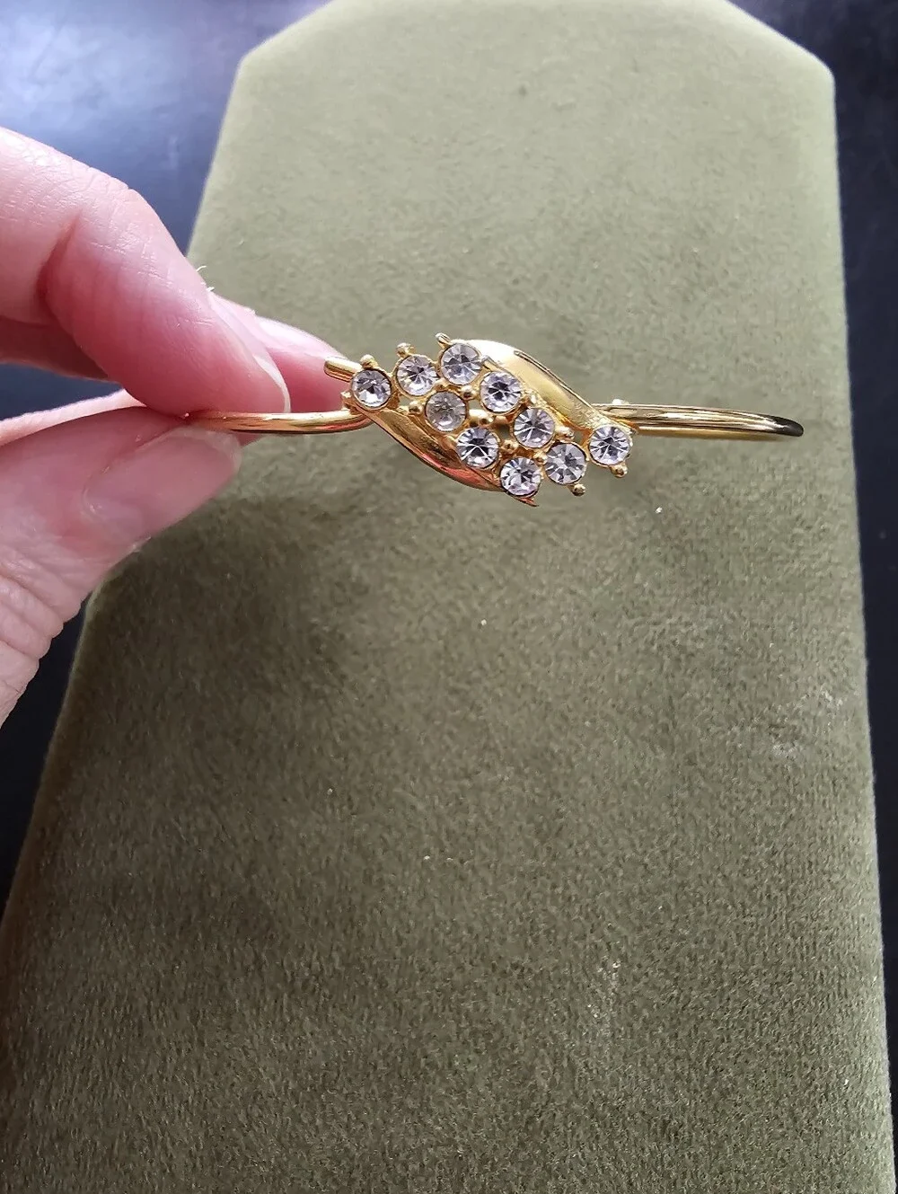 Vintage Avon Bracelet